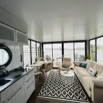 Botel Hausboot Hafenprinz *
