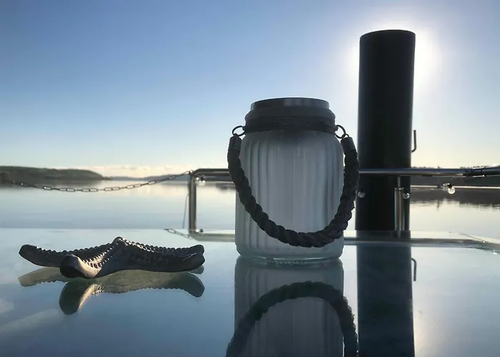 Hausboot Hafenprinz Botel *