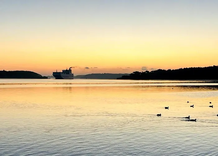 Hausboot Hafenprinz Botel Lübeck