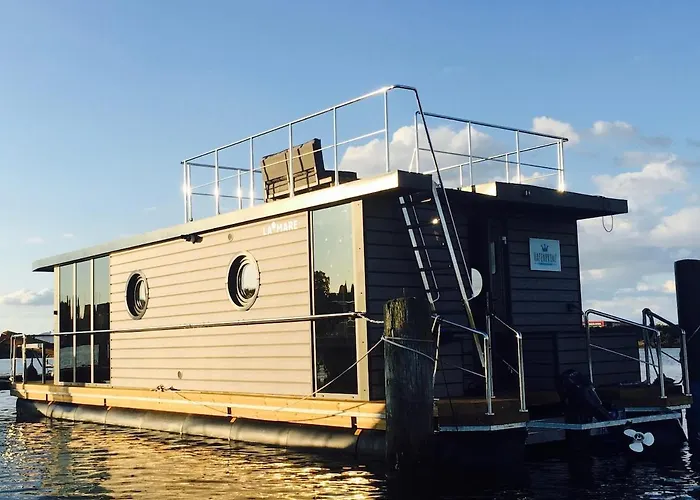 Hausboot Hafenprinz Lübeck